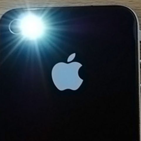 Thay đèn flash iPhone 4,4S